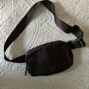 lululemon belt bag